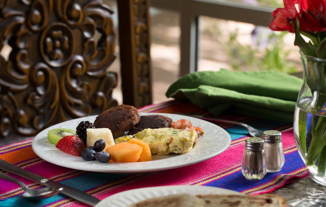 Casa Blanca Inn And Suites Фармингтон Экстерьер фото